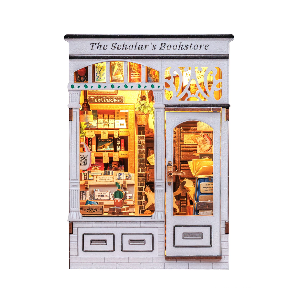 Miniatur-Buchhandlung mit beleuchteten Regalen voller Bücher und einer Tür mit Aktenordnern