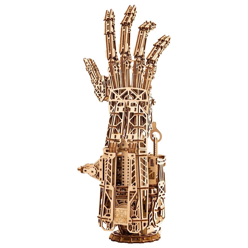 Mechanische Hand aus Holz als Modellbausatz