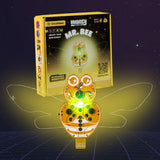 Bausatz Mr Bee Roboter von CircuitMess mit gelber Verpackung und leuchtendem Modell