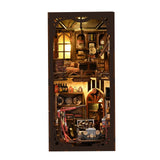 Die Oldtimer Garage - Book Nook