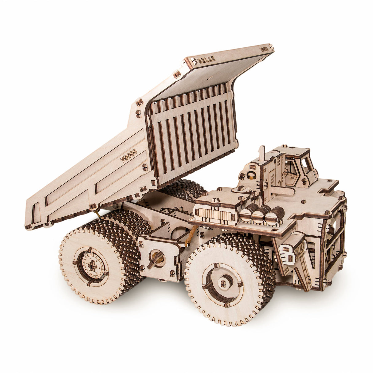 Camion-benne BELAZ 75600 - Kit en bois 3D
