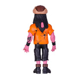 Rueckansicht einer pinken Actionfigur mit langem schwarzem Haar orangefarbenem T-Shirt und schwarzer Hose