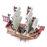 One Piece - La Force Rouge des Pirates aux Cheveux Rouges - Maquette en bois