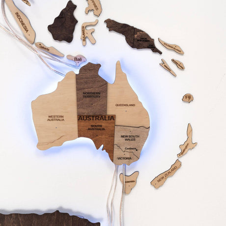 Carte du monde 3D en bois avec éclairage LED - décoration murale - multicolore / XL (120 x 200 cm)